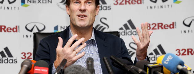 Michael Laudrup forlænger i Swansea