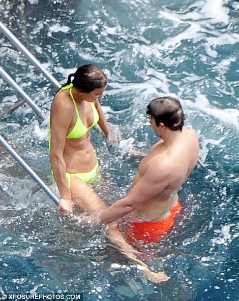 2B55597500000578-3196734-image-a-24_1439482927644