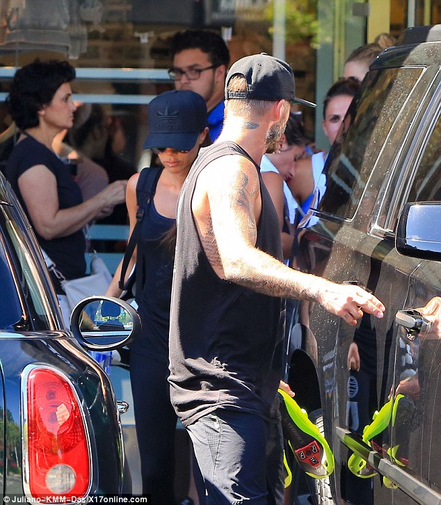 2B571CBB00000578-3197043-image-a-99_1439500423629