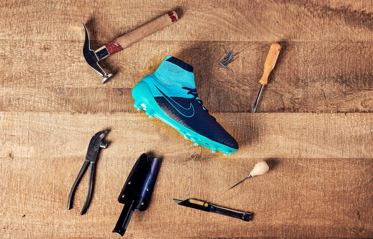 Nike-2015-2016-Tech-Craft-Leather-Boots-Pack (5)