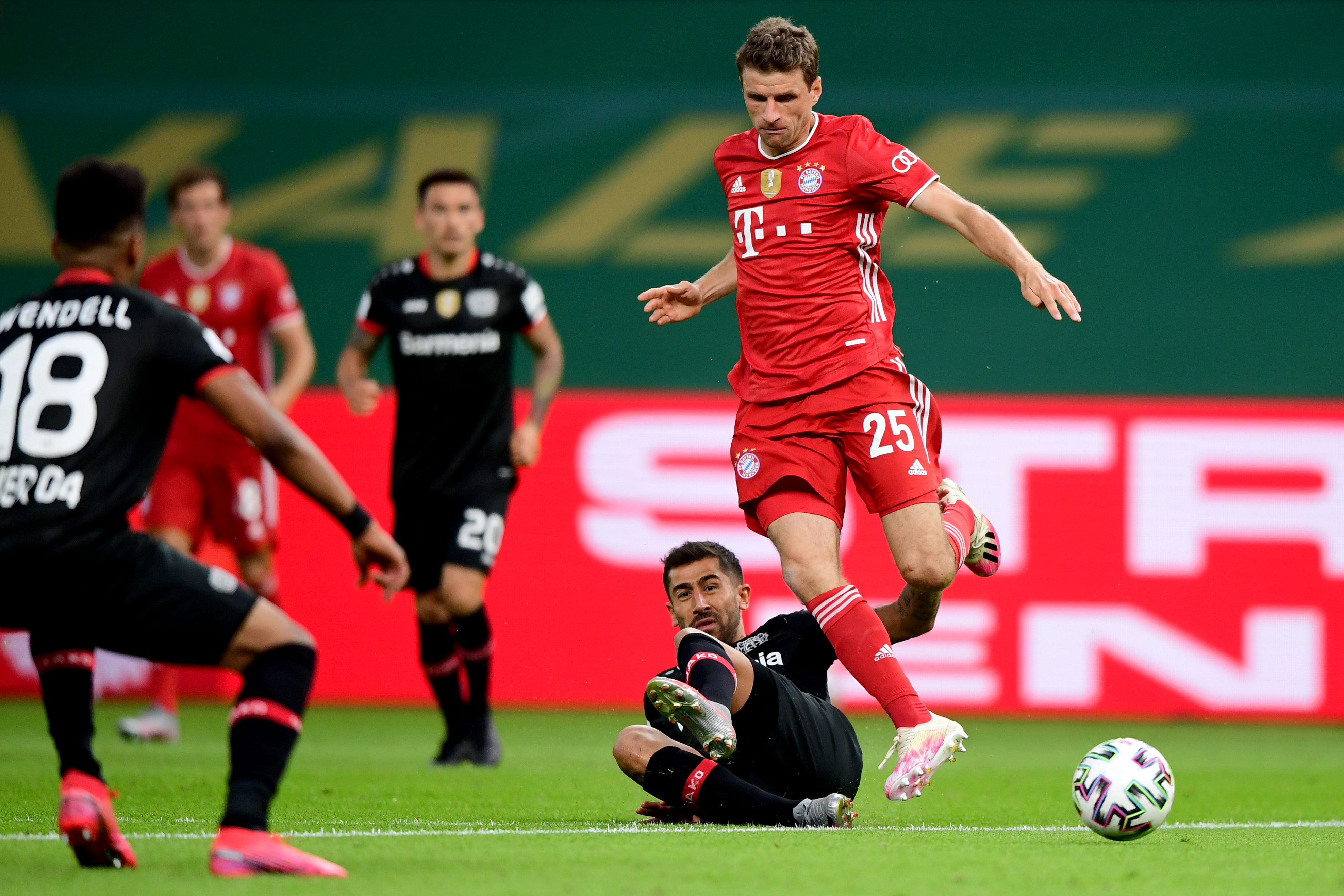 Leverkusen SKAL score på sådanne chancer, hvis de skal holde sig inde i